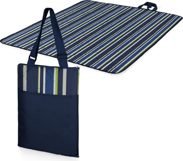 University of Cincinnati 59 x 51 Outdoor Picnic Blanket Tote